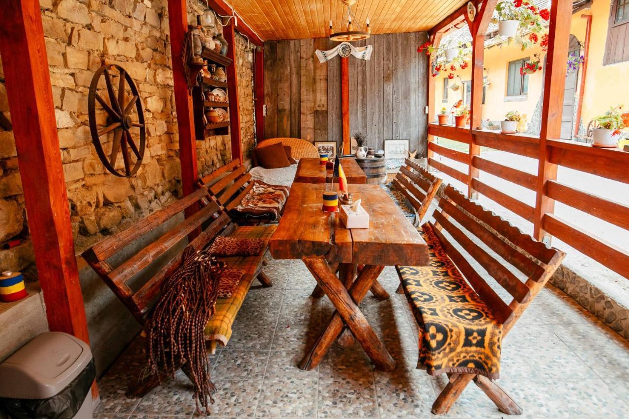 Casa Pe Valea Hartibaciului Guest House Barcut Екстериор снимка